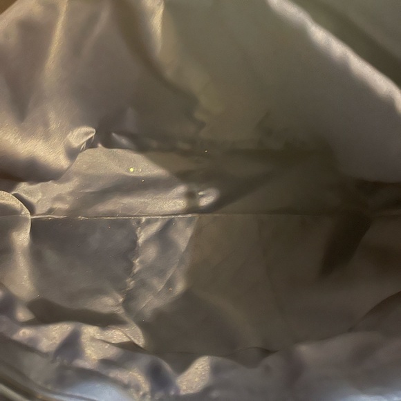 Blue Vera Bradley set.  Laptop tote, wallet and pill box - Picture 5 of 8